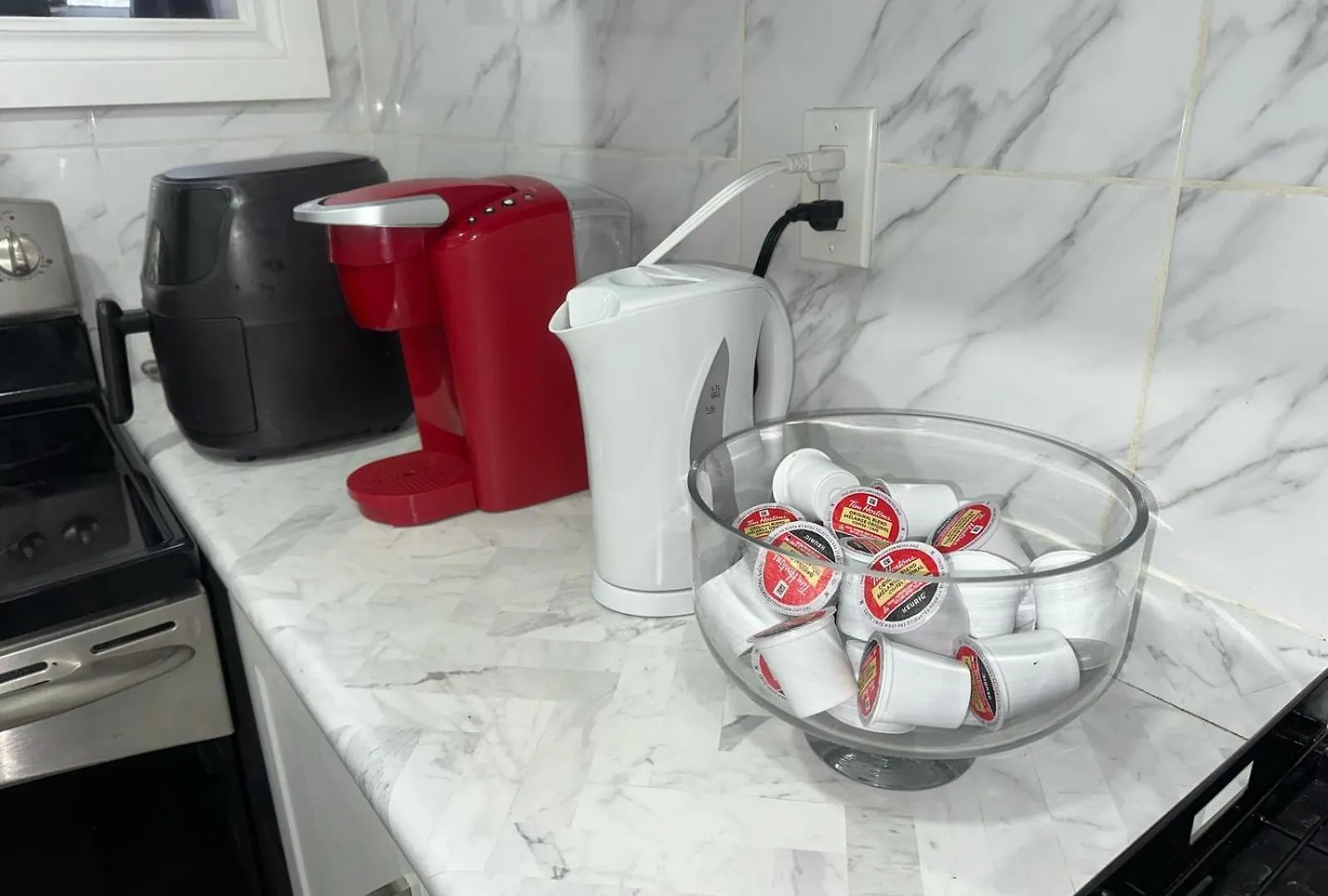 Brawley Avenue Home - Sleep 6 Toronto Villa